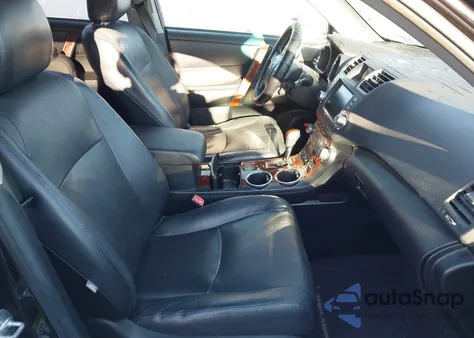 2012 Toyota Highlander Limited z USA, uszkodzony, nr VIN 5TDYK3EH0CS078678